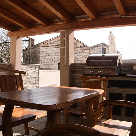 Tatil Evi Maja Pavicini